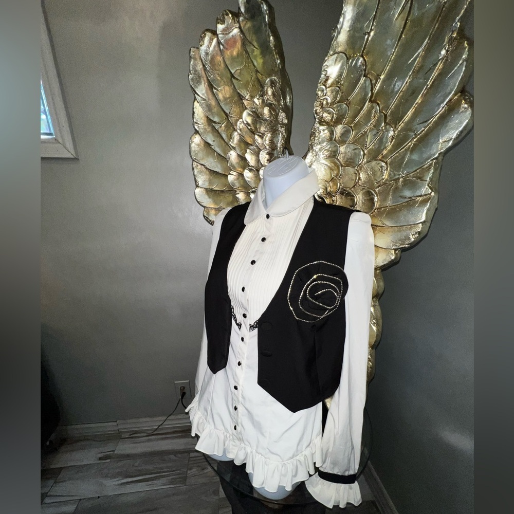 Women's Emerson Lang Vest Size M